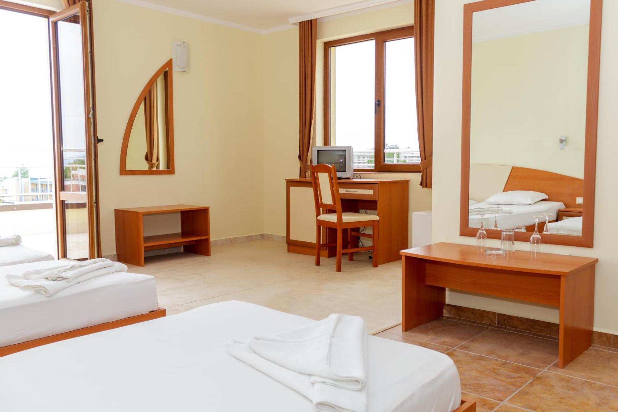 Hostel Malibu Sluneční pobřeží Pokoj fotografie